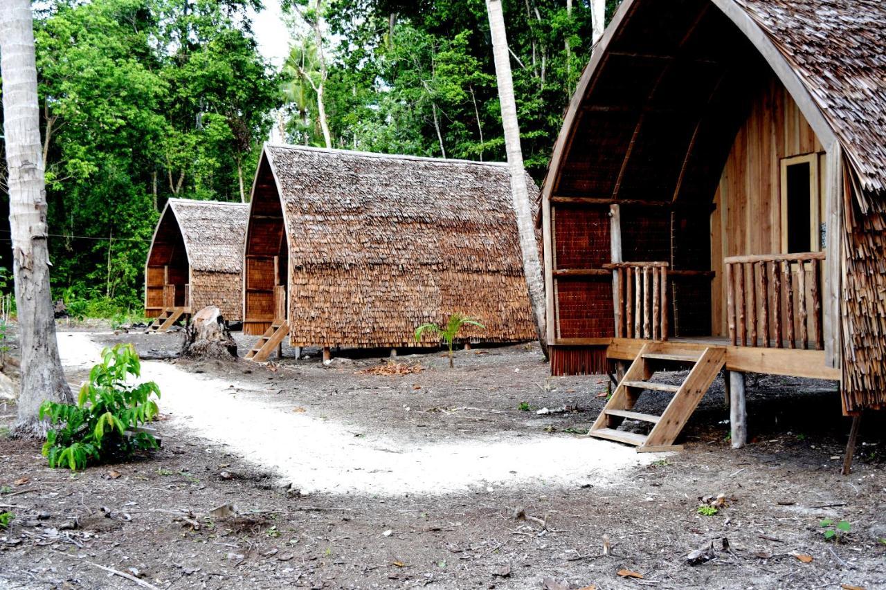 Kalemo Beach Bungalow Batudaka Exterior foto